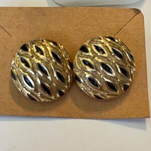 Gold Tone Round Domed Earrings Black Accents Textured Design Jewelry‎